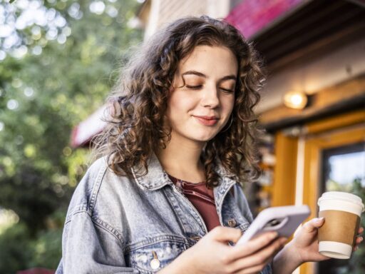 AI tools to help with side hustles, as recommended by experts