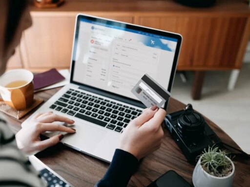 Will E-Commerce Be The Savior Of Brick-And-Mortar Stores?