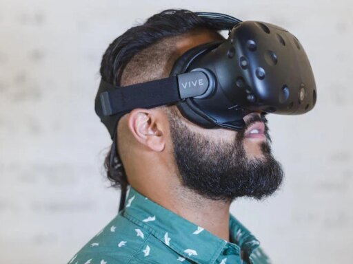 Building a VR Shopping Experience for the Web: Tips and Takeaways