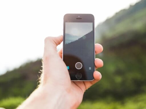 10 Accounts to Follow on Instagram for UX & Web Design Inspiration