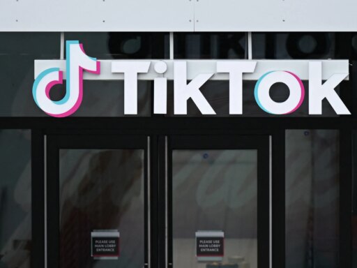 TikTok could soon bring its new e-commerce store to the US