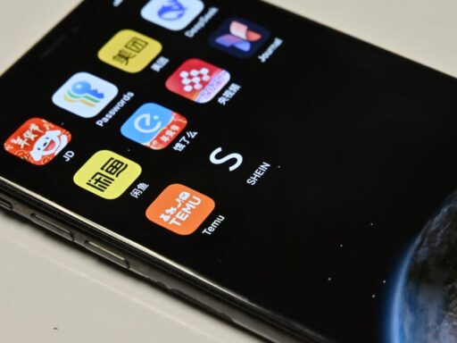 China’s online shopping boom faces EU crackdown – POLITICO