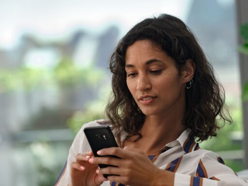 The Rise of the E-commerce Beauty Industry - DHL Express