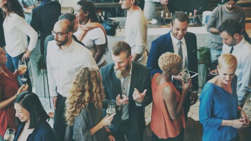 How to network successfully: 19 pro tips