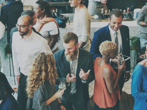 How to network successfully: 19 pro tips