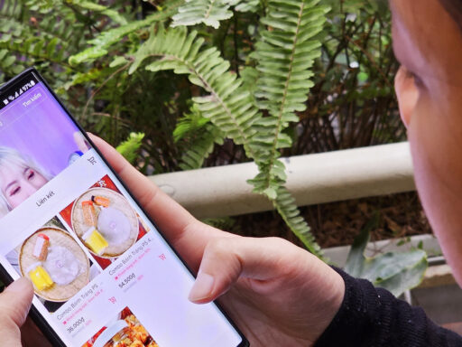 20% of online shops lose customers