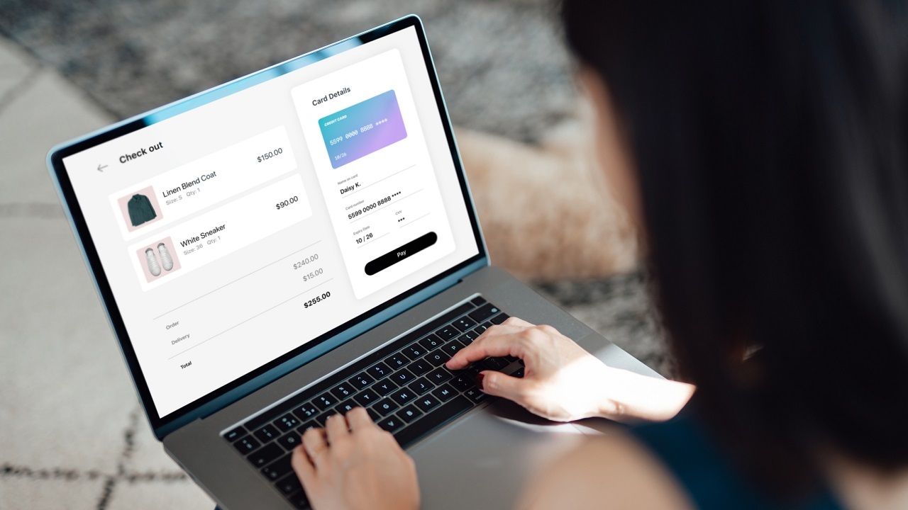 Person checking out on a shopping site