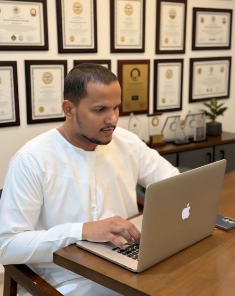 Dubai Innovator Creates 54 Educational Websites in Just 8.5 Hours, Marking UAE's 54th National Day with a Global Tech Milestone