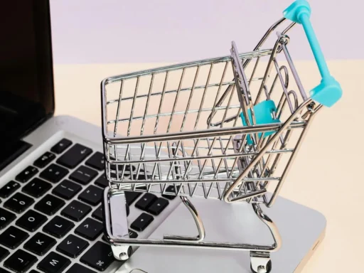 Four tips on shopping safely online