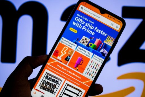 E-commerce dominates US Black Friday