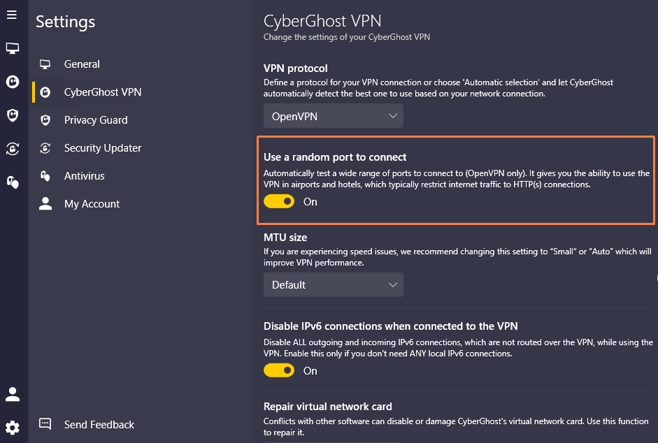 Screenshot of the CyberGhost VPN configuration panel showing the option to activate the random port feature.