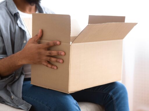 What are top omnichannel and fulfillment options for Gen Z and Millennial shoppers?