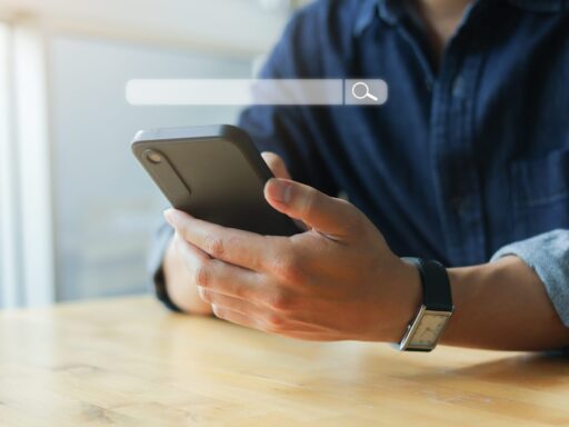 Online retailers are preparing for Google Zero