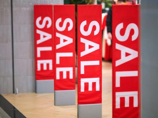 These Are the Best Price-Tracking Tools in 2025