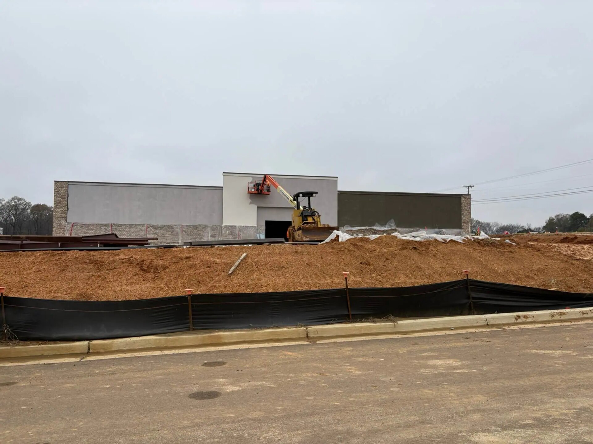 Harbor Freight Tools under construction in Olive Branch