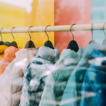 2024: The curse of online shopping: when consumers are just too spoilt for choice | School of Economics