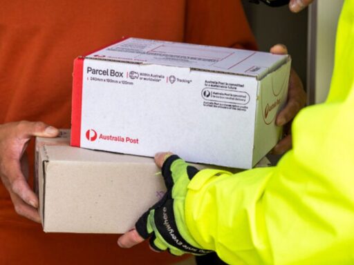 Aussies embrace online shopping - The Moorabool News