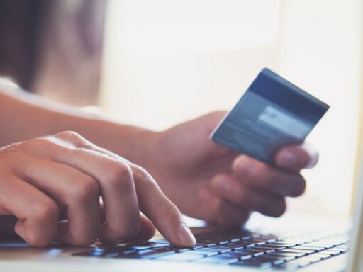 E-commerce software firm takes advantage of online shopping boom