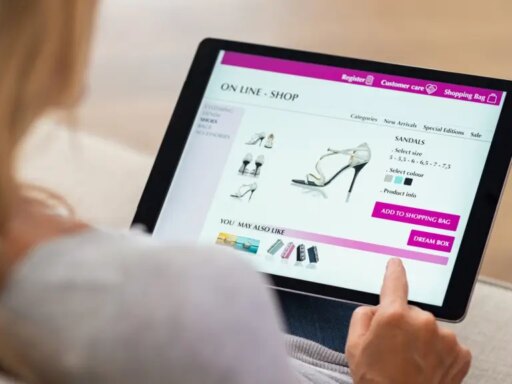 Online shopping bounces back amid hopes of interest rate cut