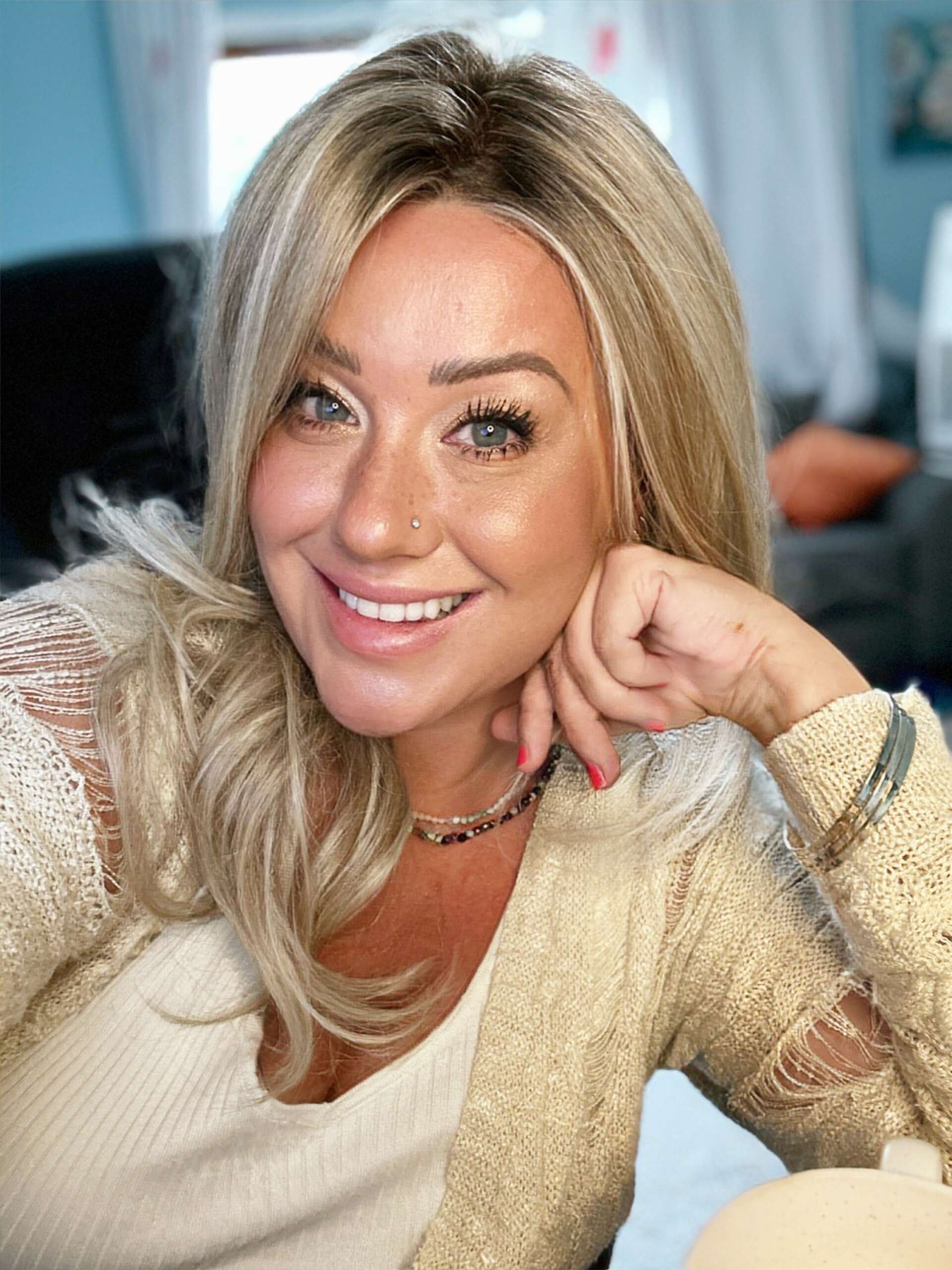 Meet Stephanie Solheim – CanvasRebel Magazine