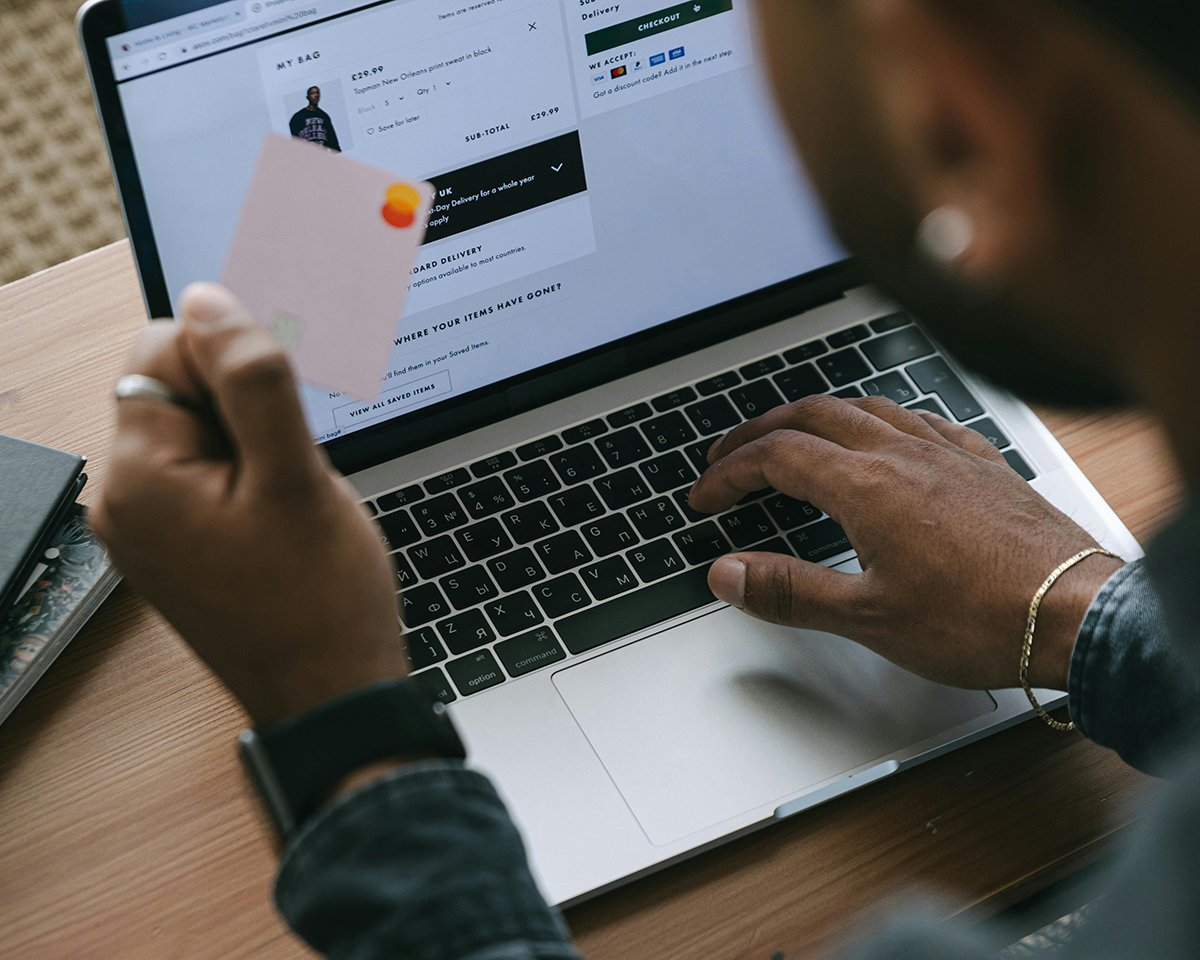 A NEW STUDY SHOWS WHAT STATES ARE SHOPPING ONLINE AND WHICH AREN'T