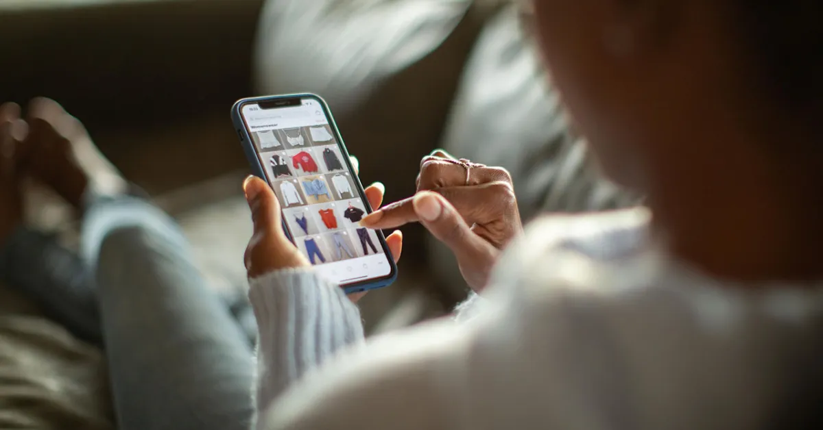 About 1 in 3 Americans say they experienced an online shopping scam