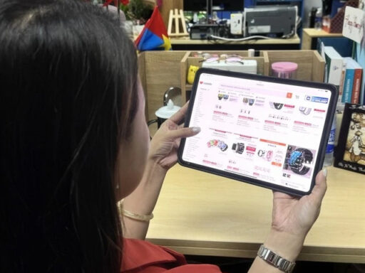 Vietnamese spend 45 million USD a day online shopping