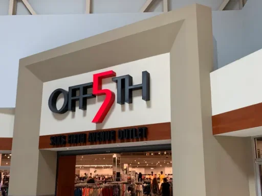 Saks Off 5th online is liquidating 5 years after split from brick and mortar