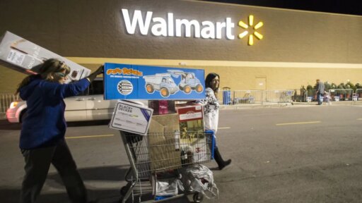 Amazon, Wal-Mart and Apple Top List of Biggest E-commerce Retailers