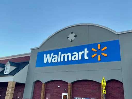 Walmart shuts the door on e-commerce-only stores