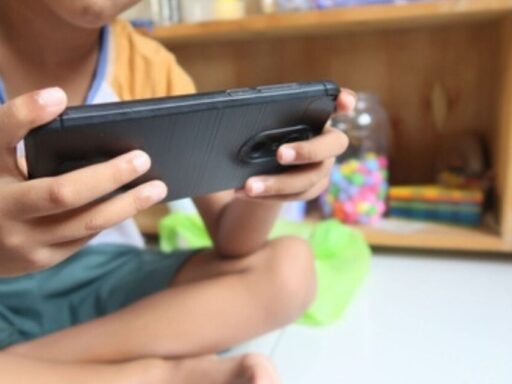 FTC eases rules on website age verification tools to protect kids